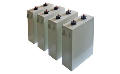 如何區(qū)分電容器的正負(fù)極？